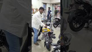 CNG bike of India bajajpulsar bajajcng trending trends viral viralvideo [upl. by Etnahc]