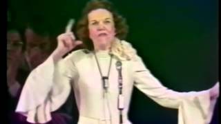 Kathryn Kuhlman 1974 Tulsa Oklahoma Parte 1 [upl. by Atela]