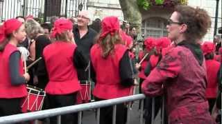 Larrivée de la tamborrada des corsaires Ouverture des fêtes de la St Jean [upl. by Elisabetta]