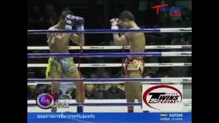 Pompean Aikbangzai vs Lamnammoon Sakchaichote 6 April 2012 LUMPINEE STADIUM [upl. by Akiemehs]