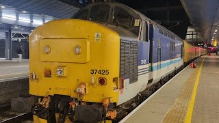 Network Rail DBSO 9702 leads with 37425 on Rear departs Reading 3Q06 [upl. by Alisen]