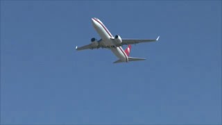 Meridiana Airlines EIFDS Boeing 73786N takeoff from runway 26 LLBG [upl. by Eatnahc]