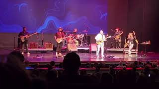 Men At Work Colin Hay Down By the Sea Sandler Center for the Performing Arts Virginia Beach [upl. by Yelrak824]