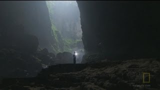 La plus grande grotte du monde The Worlds Biggest Cave [upl. by Ecienahs]