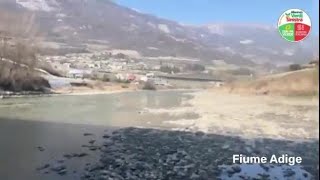 Le immagini del fiume Adige in secca la videodenuncia di Bonelli [upl. by Voe]