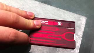 Victorinox SwissCard Rubin Taschenmesser für Geldbörse [upl. by Gannes]