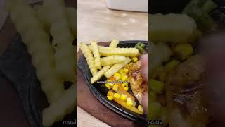 KULINER HALAL PONTIANAK KALIMANTAN BARAT  STEAK IN PONTIANAK  youtubeshorts [upl. by Yoshiko]