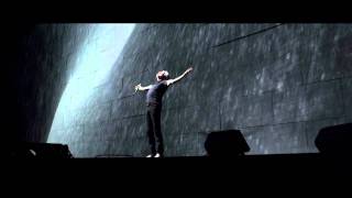 Roger Waters The Wall  Special Appearance by David Gilmour O2 London  May 12 2011 Offical video [upl. by Eilegna35]