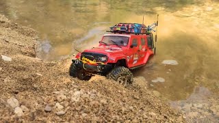 Rc car rubucoon mudding in water 16 [upl. by Thekla]