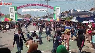 aksi ndadi kesurupan singo Putro kelono live desa Bandengan kendal [upl. by Lesser]