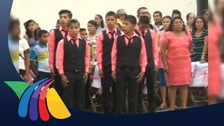 Niños guatemaltecos cruzan a México para estudiar  Noticias de Chiapas [upl. by Aicargatla827]