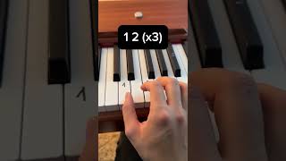 Simple chord learn piano pianomusic pianolession pianolessons music trending [upl. by Nyleikcaj]