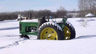 John Deere 50 really cold start up [upl. by Cochard44]