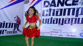 Choli Ali Chhoto Choli Ali Chhoto Dance Subina Basnet in Dance Champion Udayapur [upl. by Ahar]