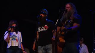 Jamey Johnson 1982  with Cody Jinks  Diggin Up Bones wit [upl. by Buckie]