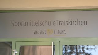 Tag der offenen Tür in der Sportmittelschule Traiskirchen [upl. by Eenttirb]