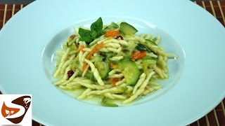 Pasta con zucchine Ricetta perfetta  Primi piatti [upl. by Eninaej]