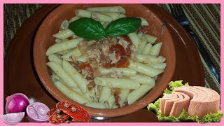 Pasta con tonno cipolla e pomodori secchi  Le Ricette di zio Roberto [upl. by Anaidirib]