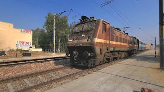 22682 BHUSAVAL WAP4 WITH CSMTASR 11057 THRASHING PATIALA CANTT HALT [upl. by Charlton]