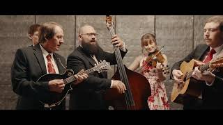 Tennessee Bluegrass Band Performs quotIm Warming Up to an Old Flamequot  ROMANTIC [upl. by Eicnan263]