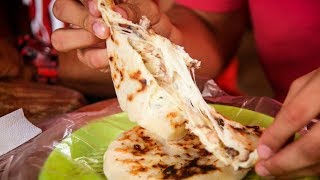 La Pupusa El Casting 2 ¡SARDINA CARNE AL PASTOR MIEL Y MÁS  Little Viejo [upl. by Yednarb]