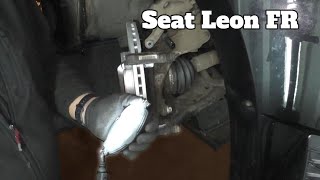 Seat Leon FR 5F Bremsbeläge und Bremsscheiben vorne wechseln [upl. by Ttoile380]