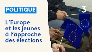 Le rapport des jeunes à la politique [upl. by Ieso]