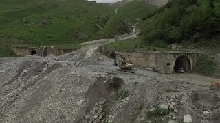 Coulée de boue impressionnante dans les HautesAlpes [upl. by Weatherby]