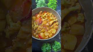 Kis kis ke sath ayesa hua hay  🤔🤣 food funny comedy shots viralvideo youtubeshorts [upl. by Attenauqa]