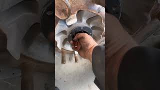 Part 2 wheel seal leak comeoverhere dieseltech diesel Customerstates dieselmechanic [upl. by Yhcir305]