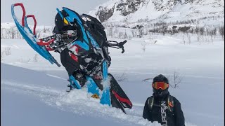 Lynx Boondocker RE850 Shorty  Riksgränssen Snowmobiling  2022 [upl. by Alcock]