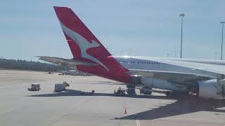 Landing at Melbourne Airport Tullamarine and taxi to terminal gate with Air New Zealand B777 [upl. by Moody]