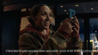 O2 Christmas Advert 2024 Snowing Sims [upl. by Hiasi198]