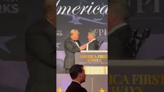 Sylvester Stallone presentó a Donald Trump en su cena de gala en MaraLago [upl. by Einobe]