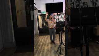 Pyar Diwana Hota haiYogesh Nigamsingingtraveller sings in Londonlondon short uk [upl. by Francyne]