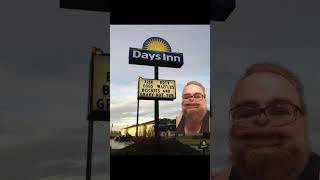 Days Inn Has Quite The Set Up daysinn vintage music retro hotel motel funny silly comedy [upl. by Gwynne]