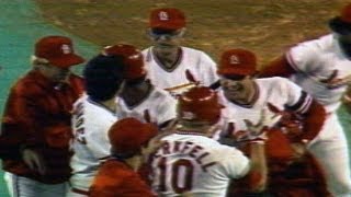 1982 NLCS Gm2 Cardinals win on Oberkfells single [upl. by Ecydnak]