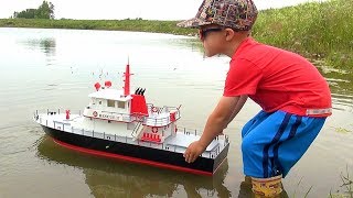 RC ADVENTURES  NEW Capt MOE amp the AquaCraft Rescue 17 Fireboat RTR quotSCALE BOATquot ProudParenting [upl. by Hastie376]