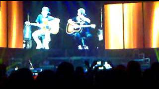 Justin Bieber LIVE  Favorite Girl  Perth 7th May 2011 [upl. by Akihsan]