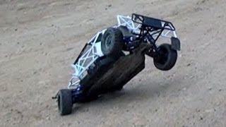 Losi 5t Quarry Off roading Jumping amp Hill climbing  Losi cinco t subir pendientes salto [upl. by Jeanne]