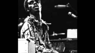 Stevie Wonder Live at Maple Leaf Gardens In Toronto 1975  02 Contusion [upl. by Remsen]