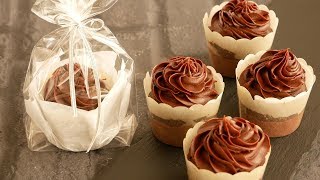 ガナッシュでチョコ味の濃い恋チョコカップケーキ♡  Easy and tasty Chocolate cup cakes [upl. by Emmalyn892]