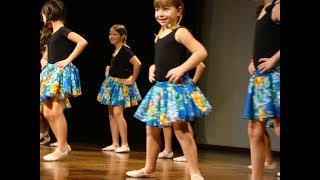 Forró Infantil  Esperando na JanelaGilberto Gil  BH Broadway [upl. by Jonathon839]