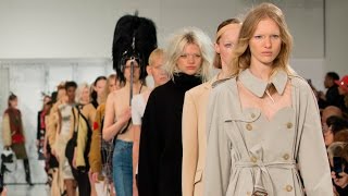 Maison Margiela Défilé AutumnWinter 2017 [upl. by Mayman]