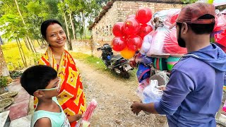 হকার ভাই এল বাড়িতে ৷৷ দুপুরে হল মাছের মাথা দিয়ে পুঁইশাক ৷৷ ঋভুর জন্য তার বাবা আনল ফ্রেঞ্চ ফ্রাই ৷৷ [upl. by Armillas]