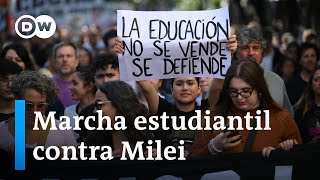 Argentina protestas masivas en defensa de la universidad pública [upl. by Oilegor]