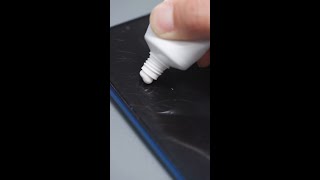 What happens when you apply toothpaste on a cracked phone screen [upl. by Nelaf]