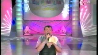 Chabelo AGUJETAS DE COLOR DE ROSA 03jul2011mpg [upl. by Allez]