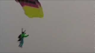 Rc Skydivers dropped by an 32m RC Paraglider [upl. by Anas59]