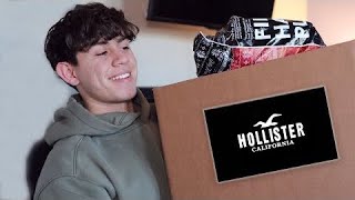 Huge Hollister Try On Haul  Outfit Ideas For Men [upl. by Eisnyl796]